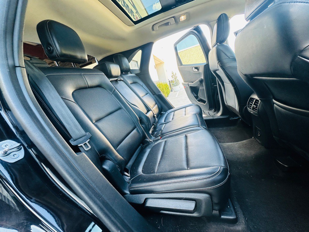 2020 Ford Escape Image 24