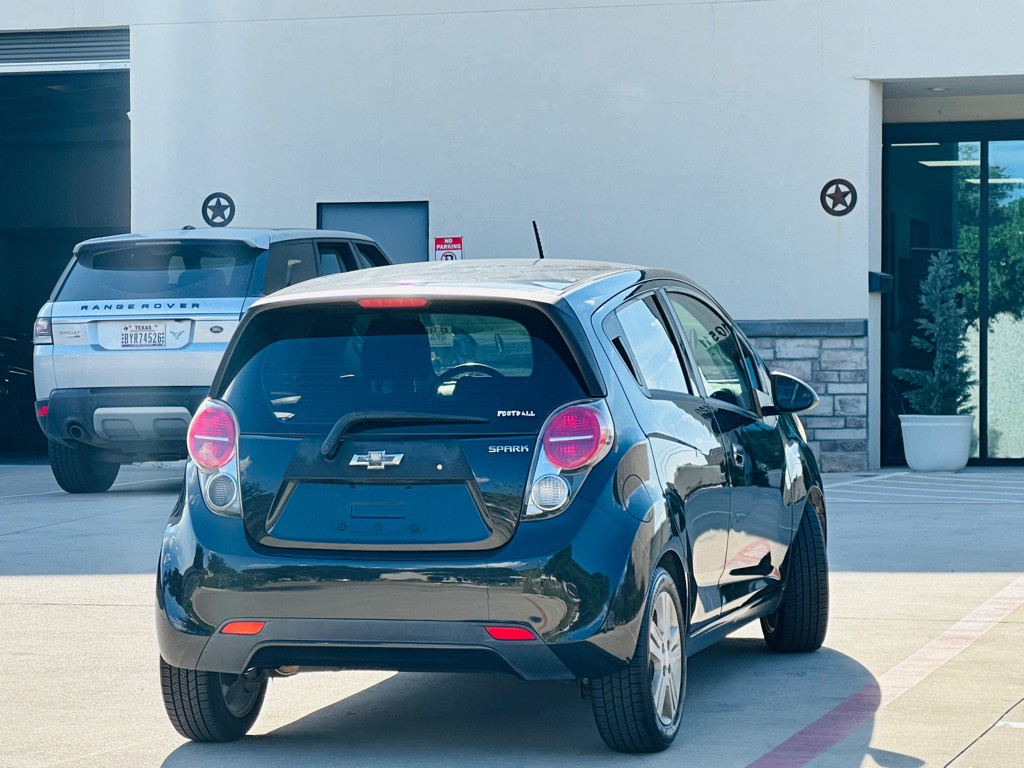 2013 Chevrolet Spark Image 10