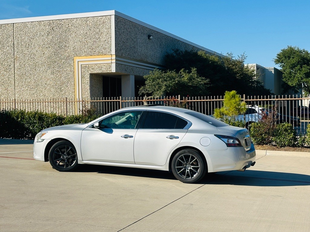 2014 Nissan Maxima Image 5