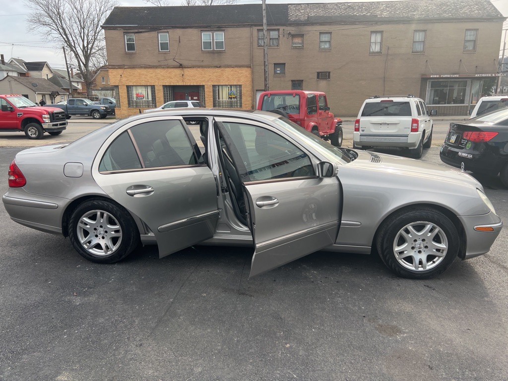 2006 Mercedes-Benz E-Class Image 5