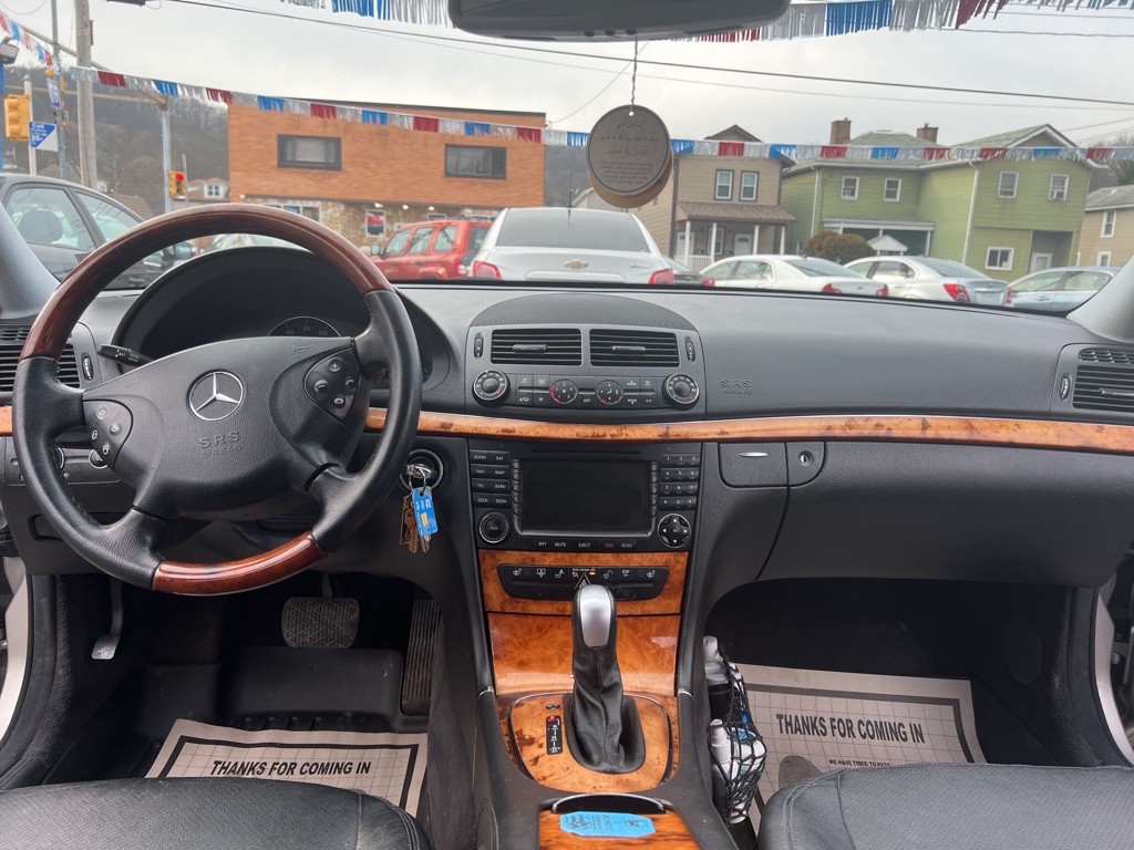 2006 Mercedes-Benz E-Class Image 10