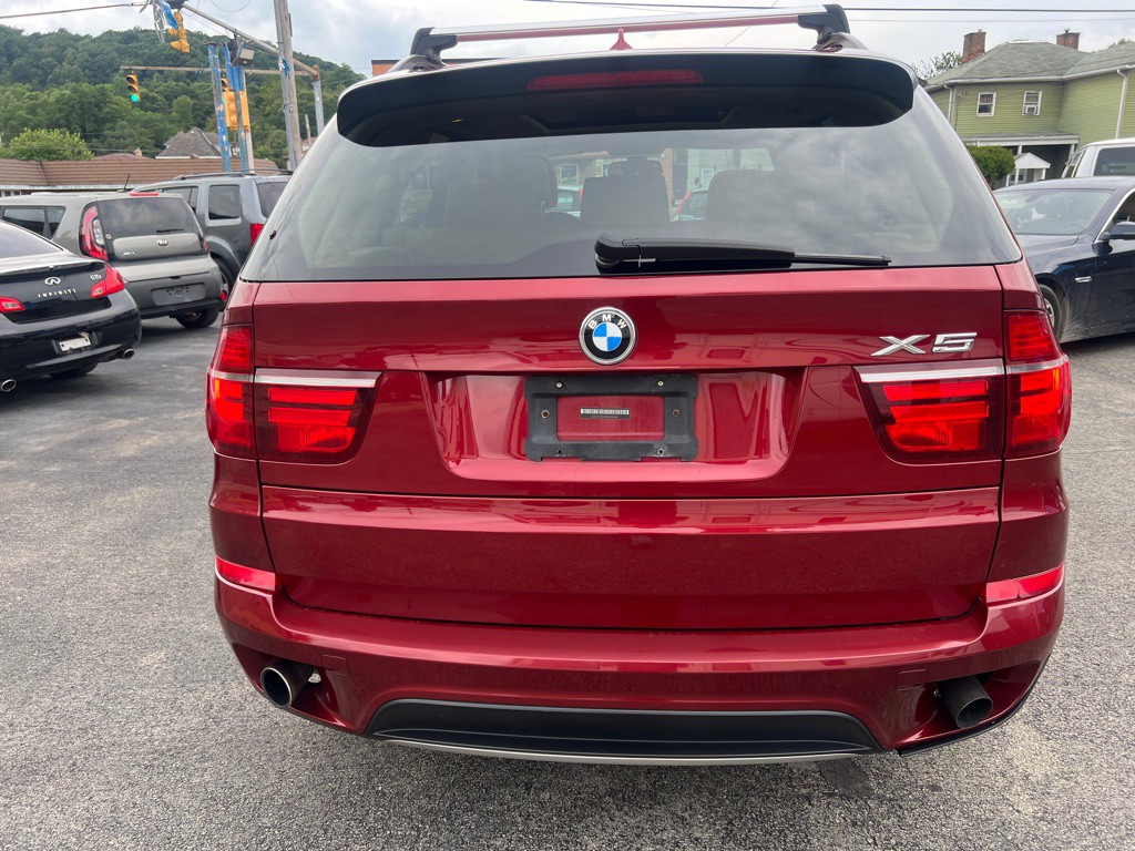 2011 BMW X5 Image 3