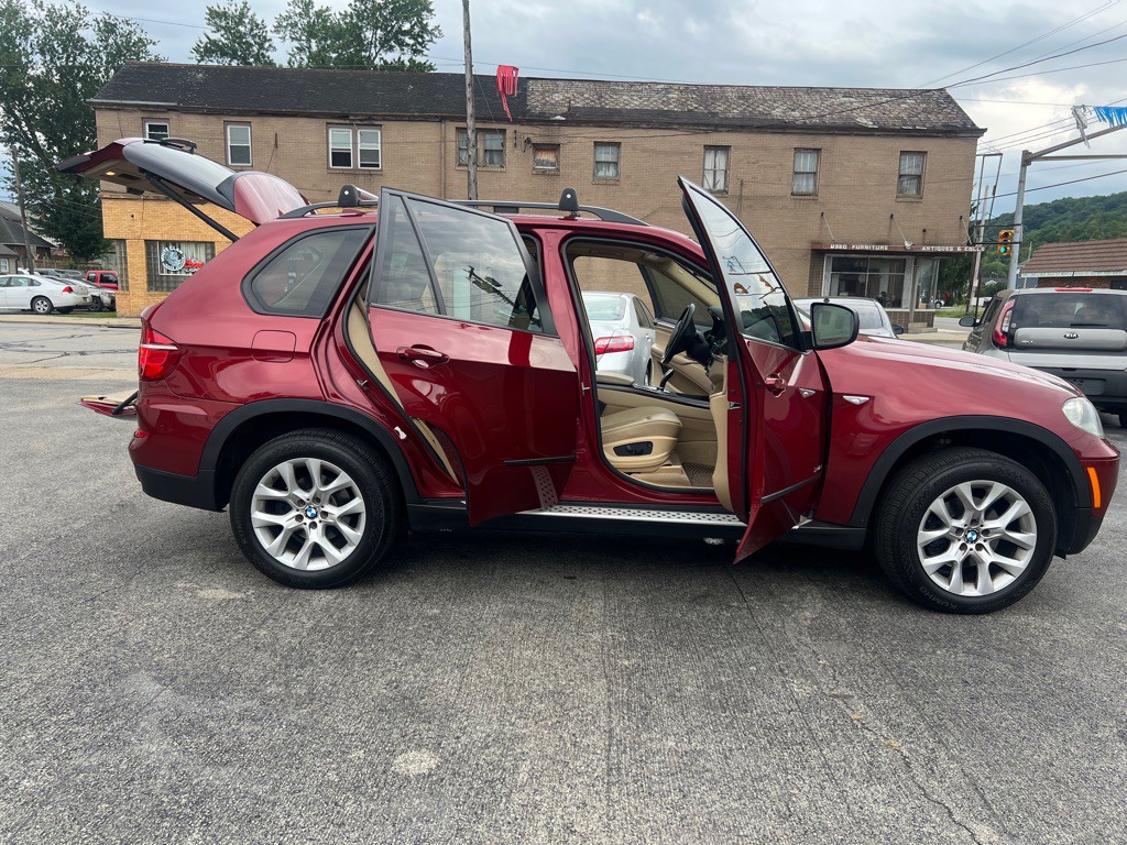 2011 BMW X5 Image 7