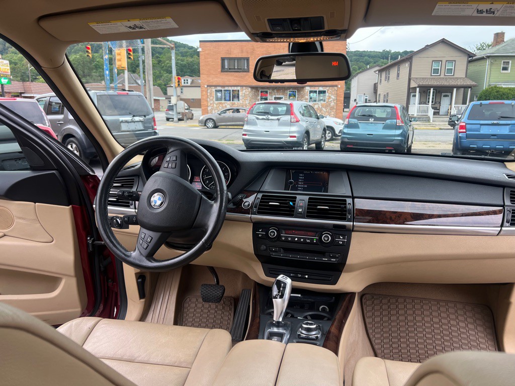 2011 BMW X5 Image 13
