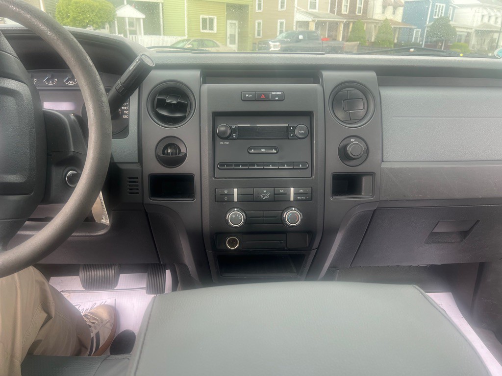 2012 Ford F-150 Image 9