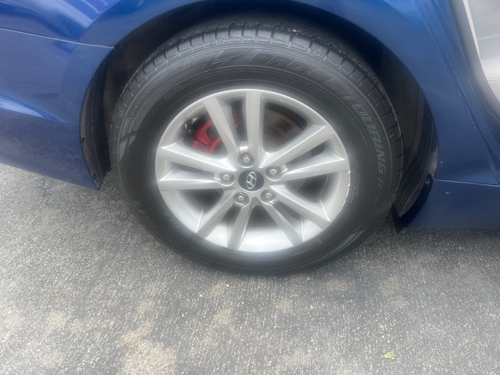2016 Hyundai Sonata Image 17
