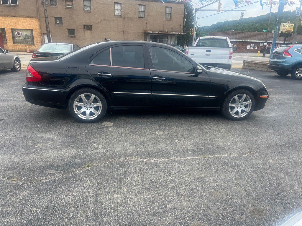 2008 Mercedes-Benz E-Class Image 4