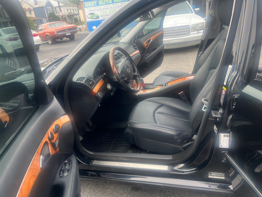 2008 Mercedes-Benz E-Class Image 11