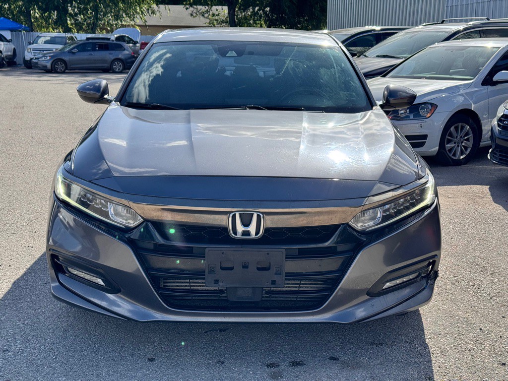2018 Honda Accord Image 2
