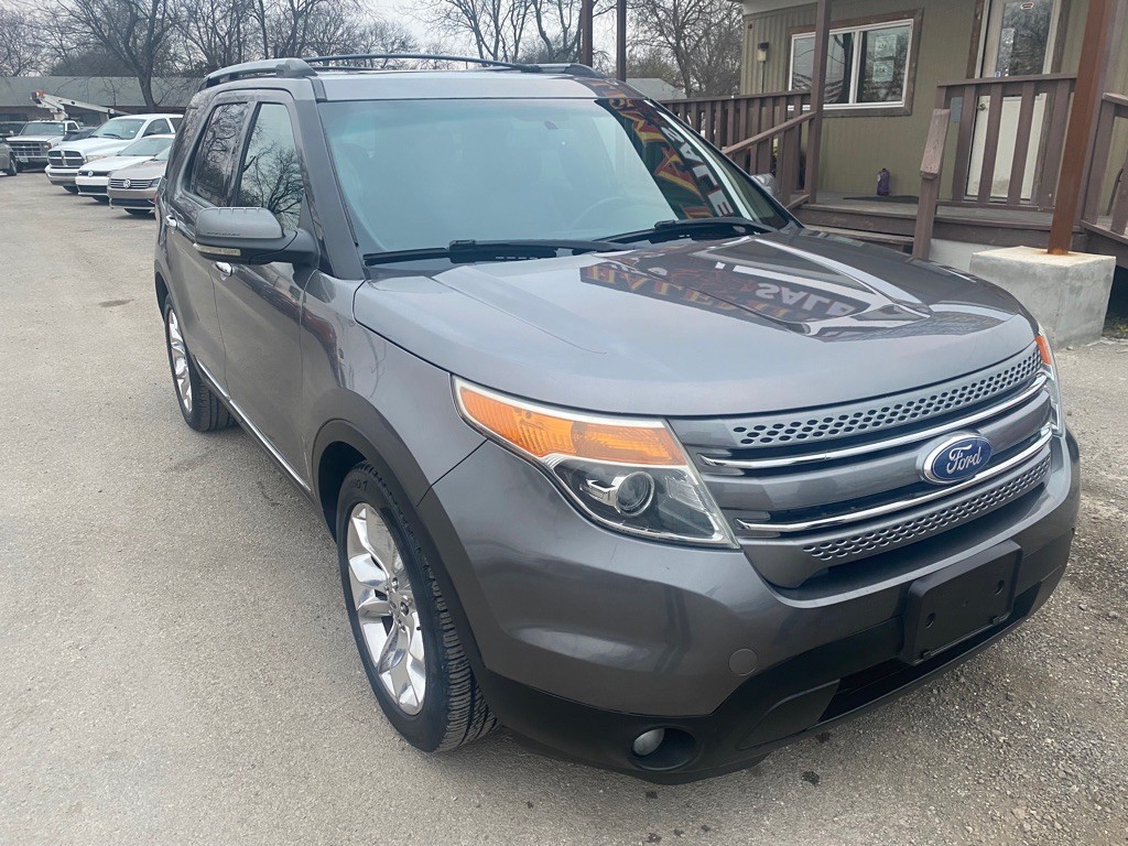 2011 Ford Explorer Image 11