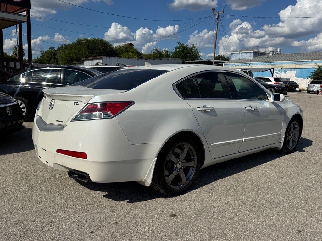 2011 Acura TL Image 13