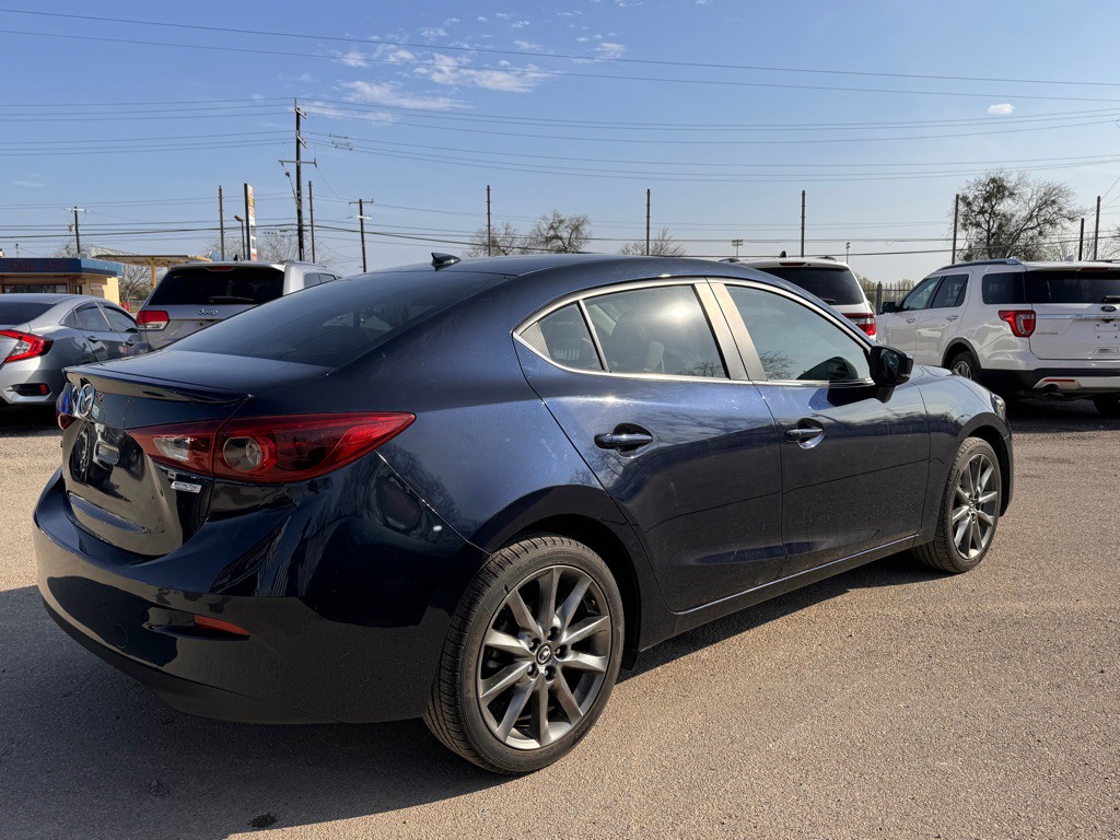 2018 Mazda Mazda3 Image 3