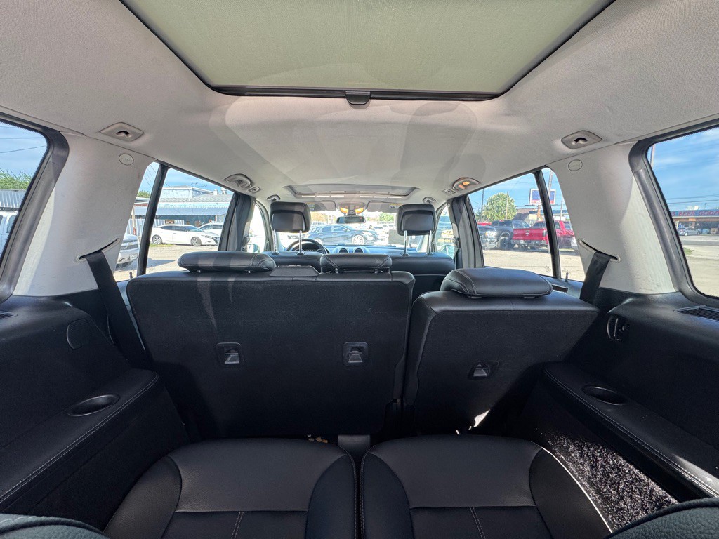 2011 Mercedes-Benz GL-Class Image 7