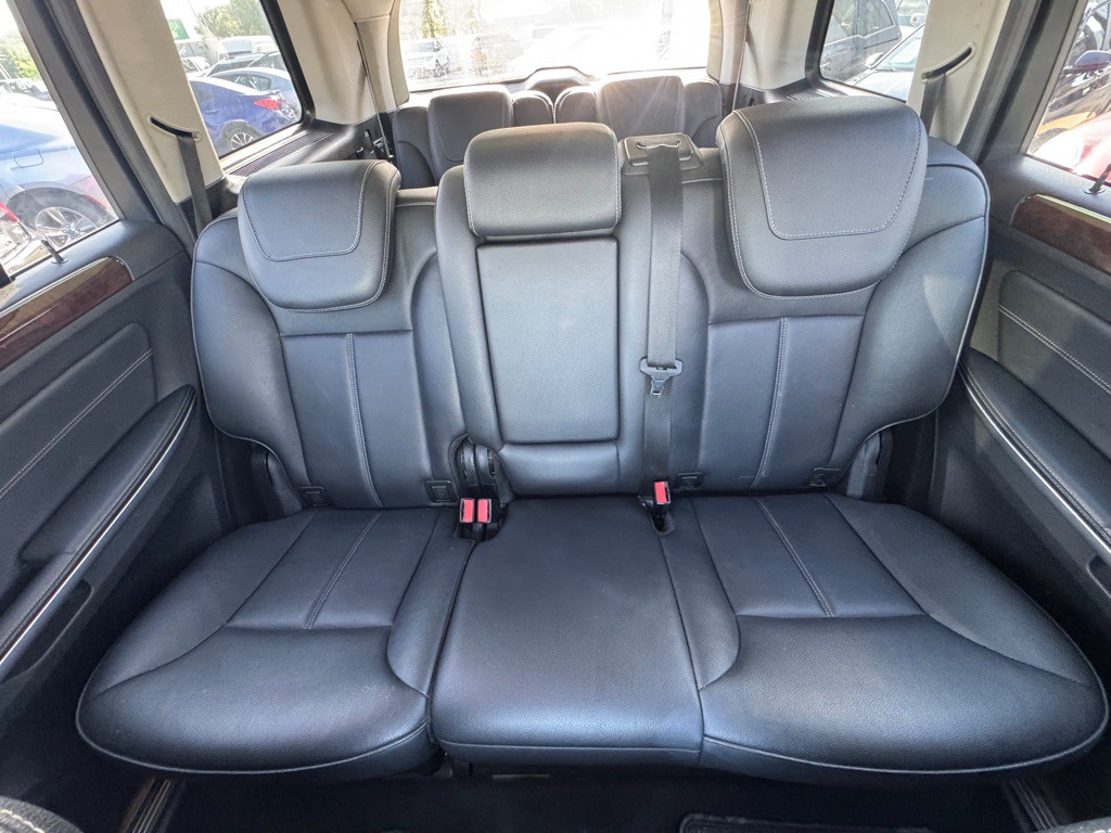 2011 Mercedes-Benz GL-Class Image 11