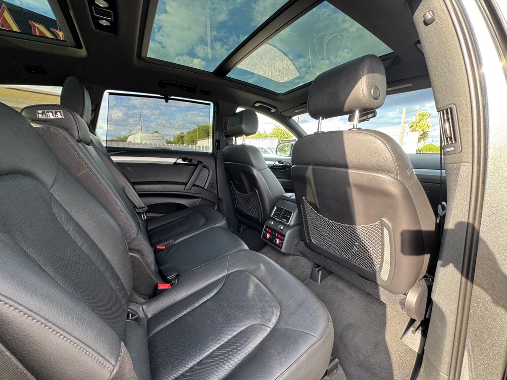 2014 Audi Q7 Image 9