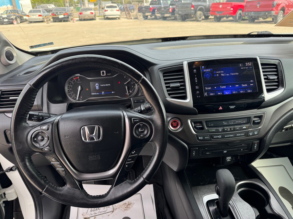 2018 Honda Pilot Image 8