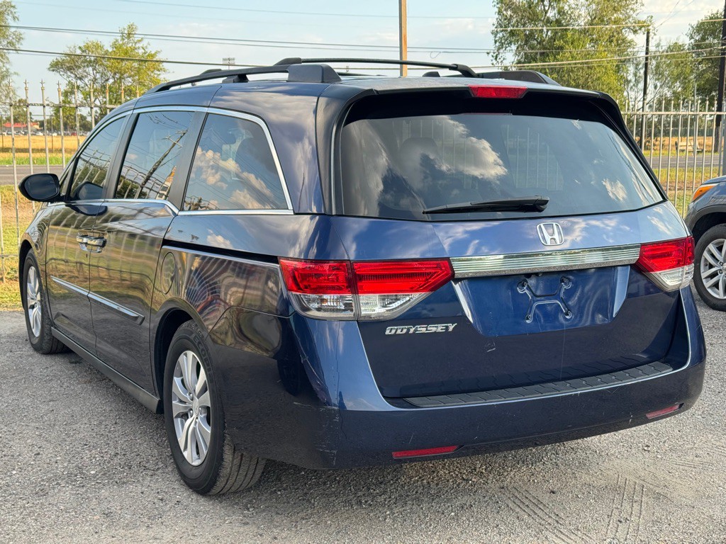 2015 Honda Odyssey Image 4