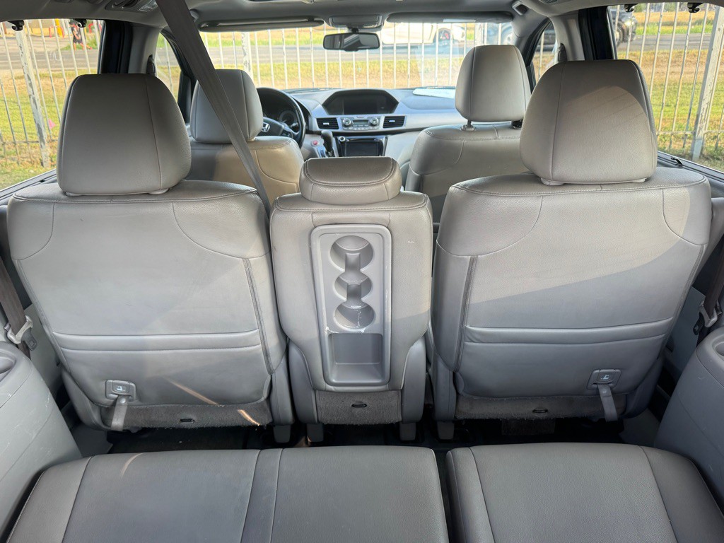 2015 Honda Odyssey Image 11