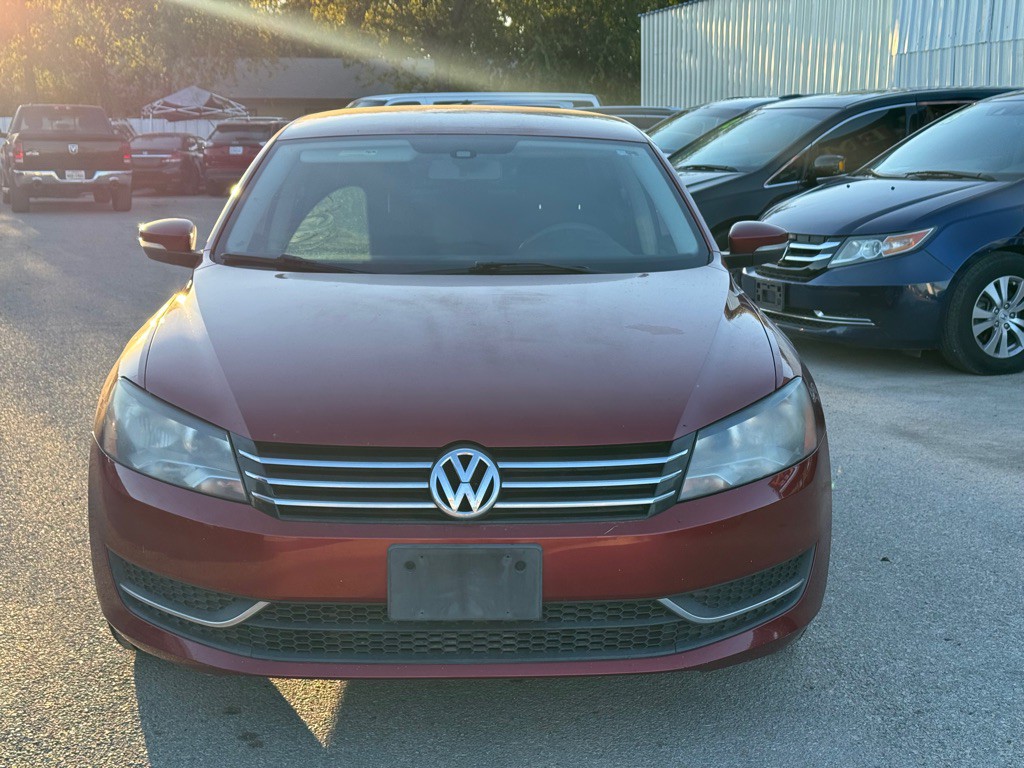 2015 Volkswagen Passat Image 3