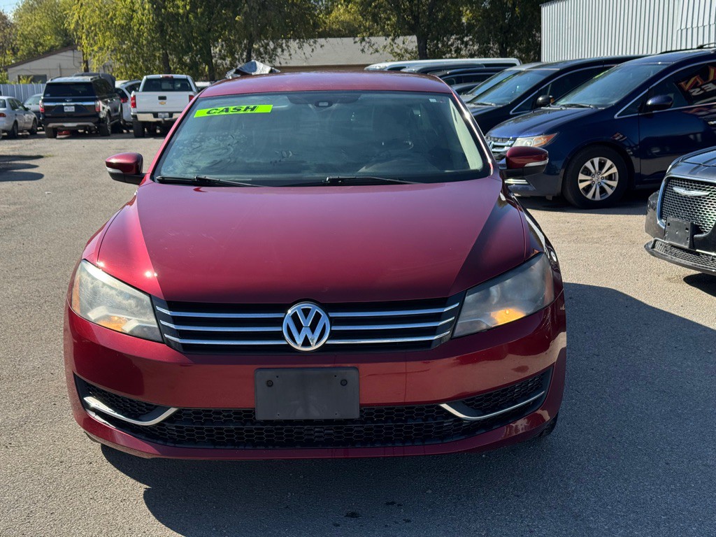 2015 Volkswagen Passat Image 12