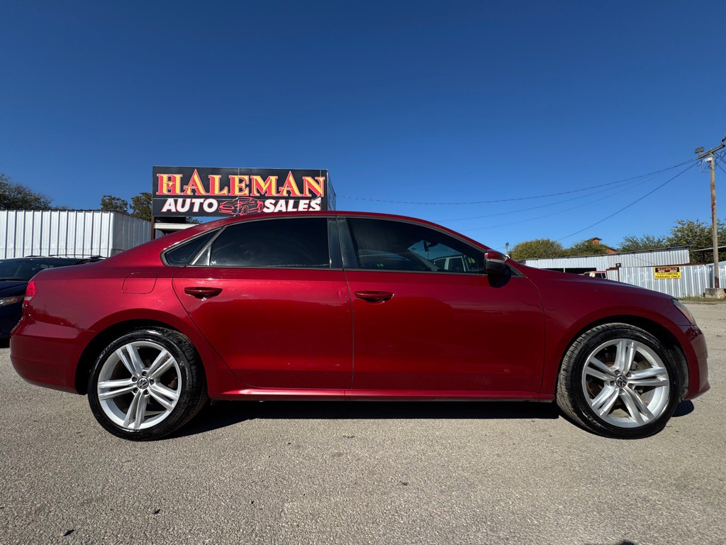 2015 Volkswagen Passat Image 13