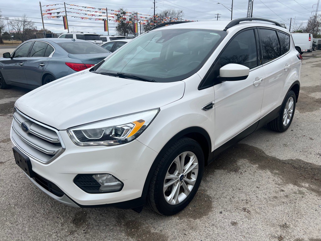 2019 Ford Escape Image 3