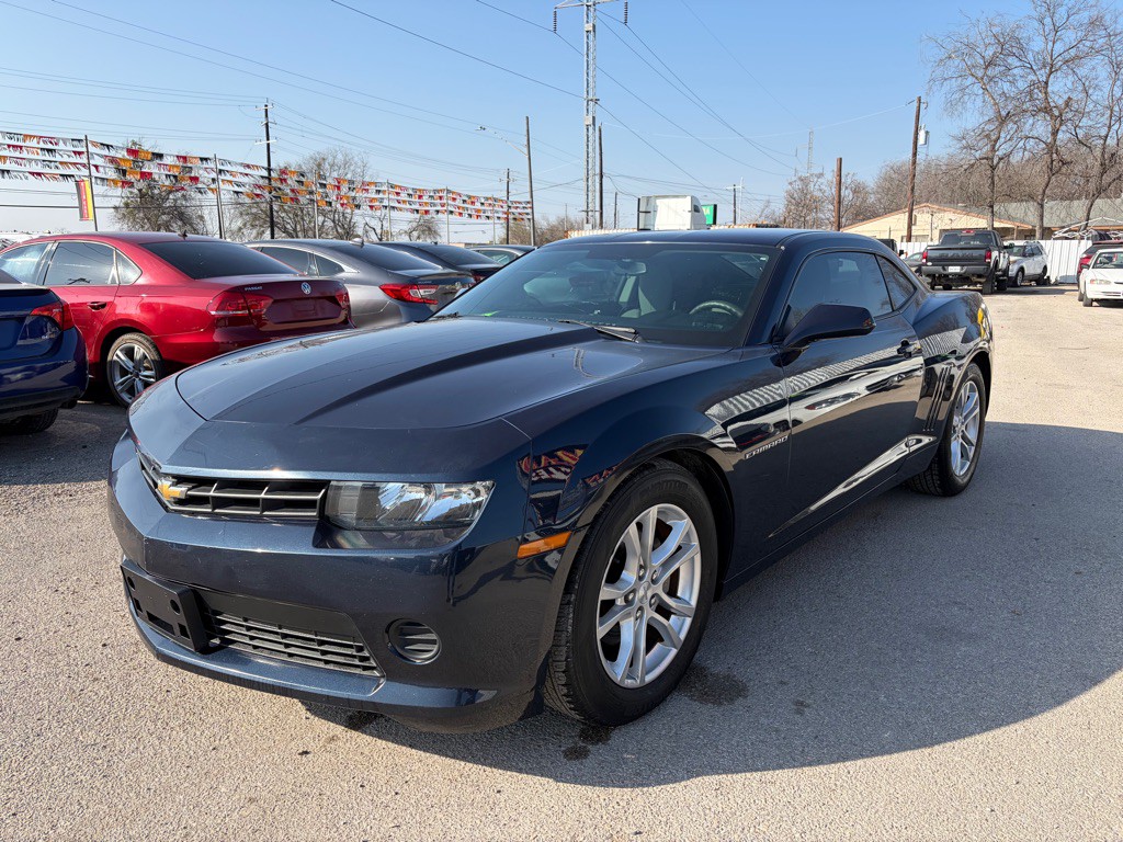 2015 Chevrolet Camaro Image 2
