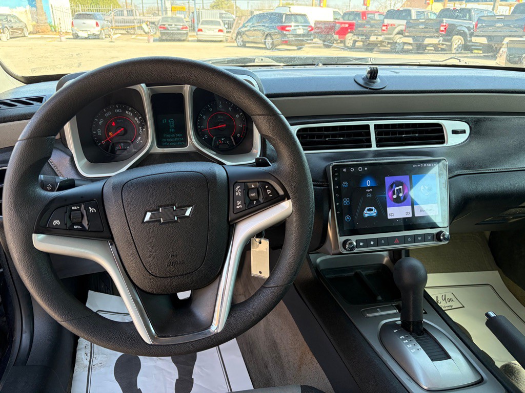 2015 Chevrolet Camaro Image 8