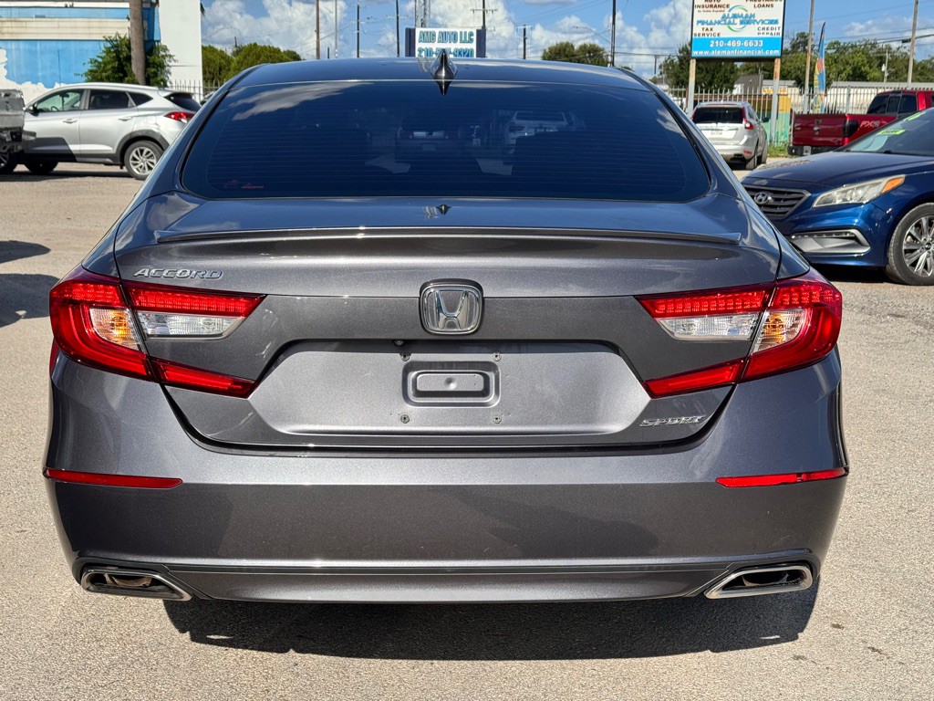 2018 Honda Accord Image 5