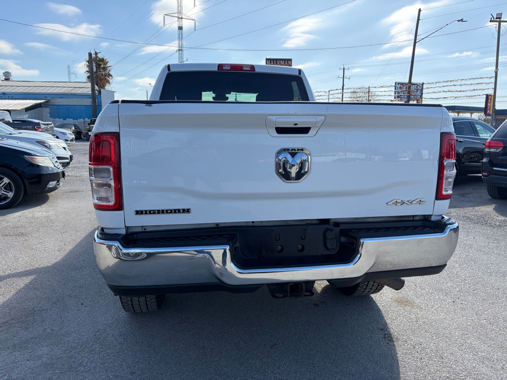 2021 RAM 2500 Image 3