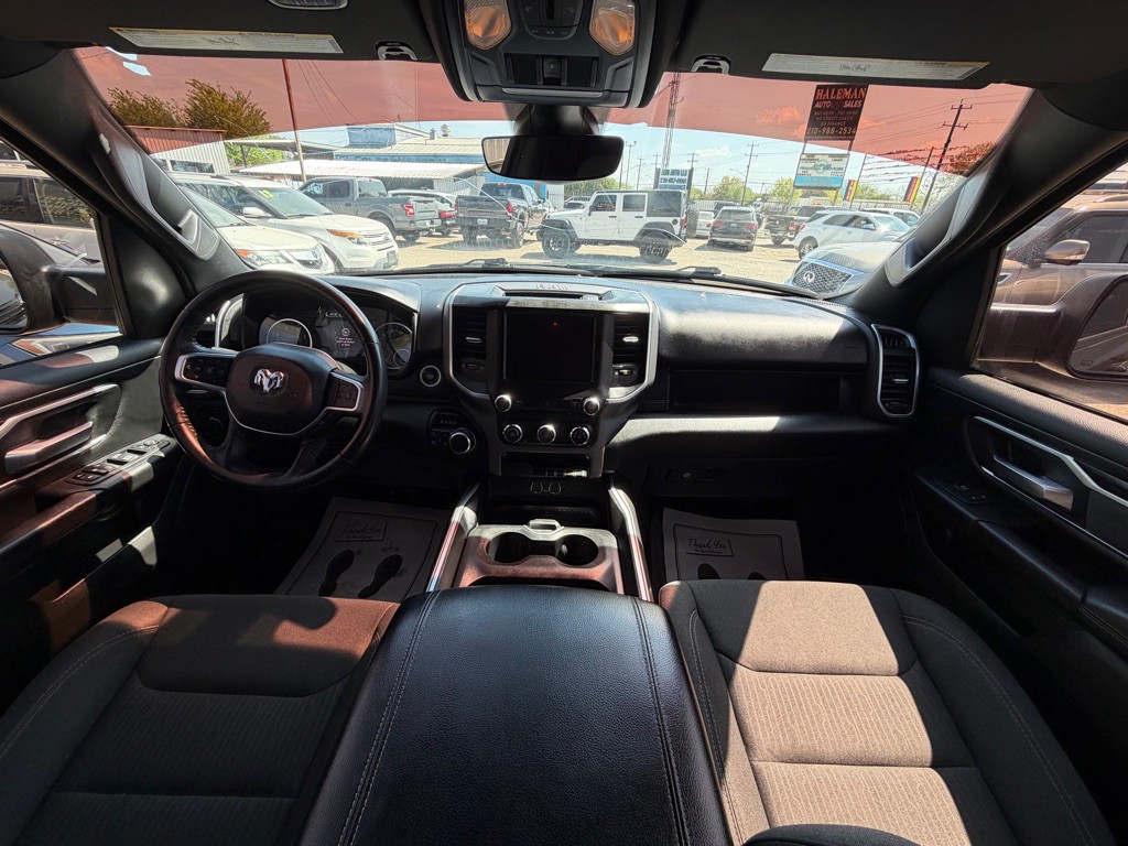 2022 RAM 1500 Image 9