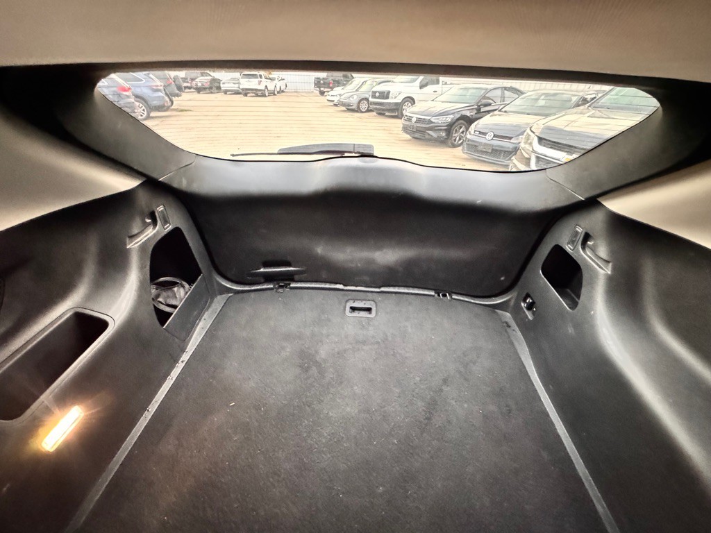 2016 Ford Edge Image 10