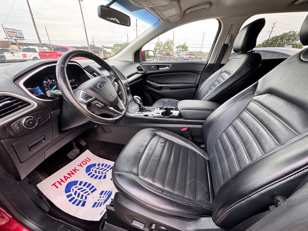 2016 Ford Edge Image 11