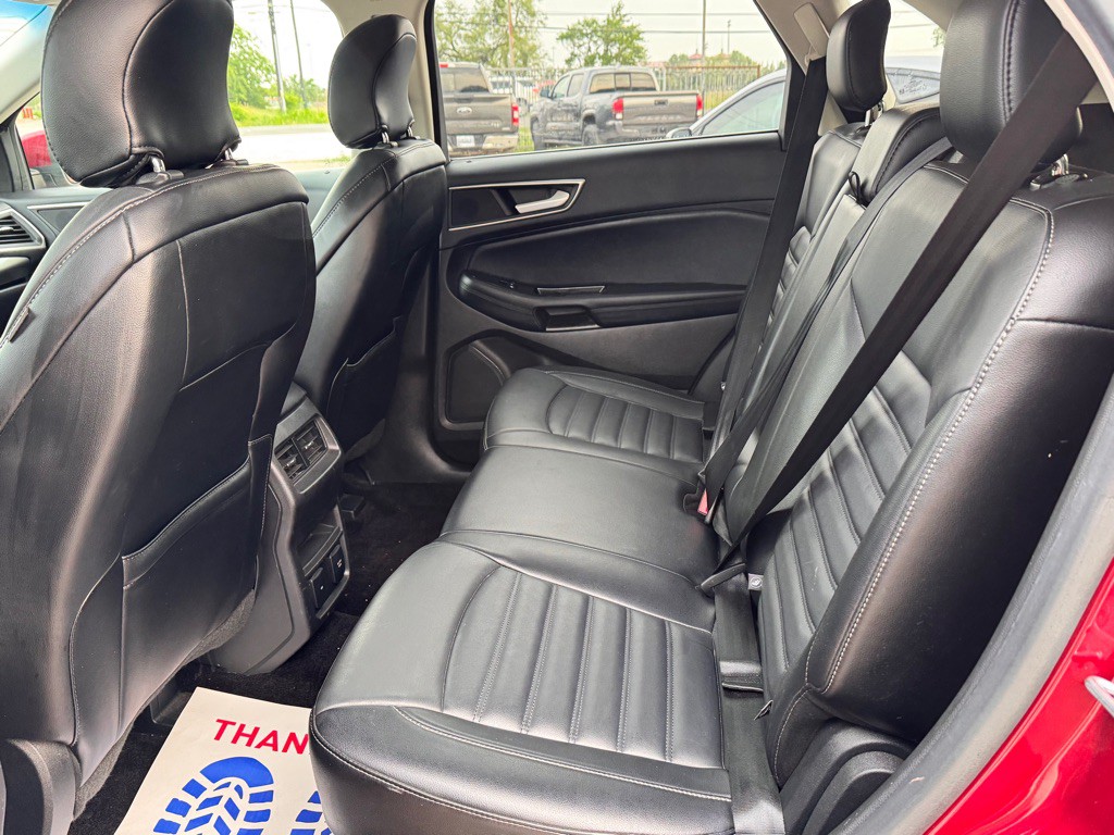 2016 Ford Edge Image 12
