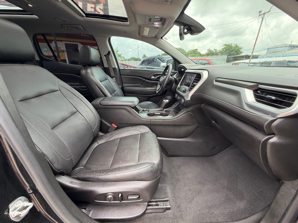 2017 GMC Acadia Image 6
