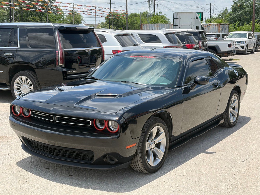 2020 Dodge Challenger Image 3