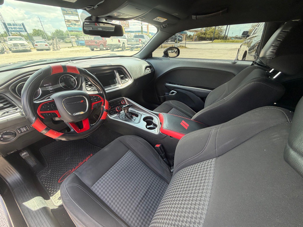 2020 Dodge Challenger Image 7