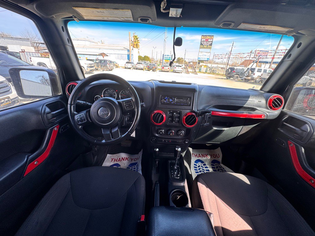2017 Jeep Wrangler Unlimited Image 8