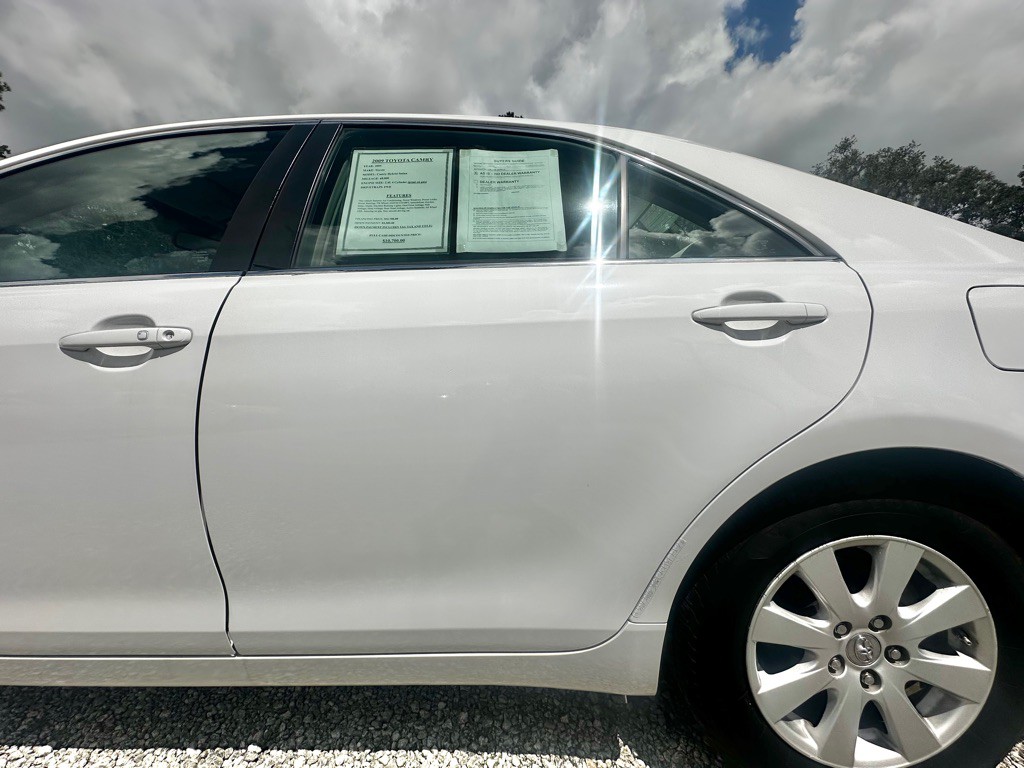 2009 Toyota Camry Image 10