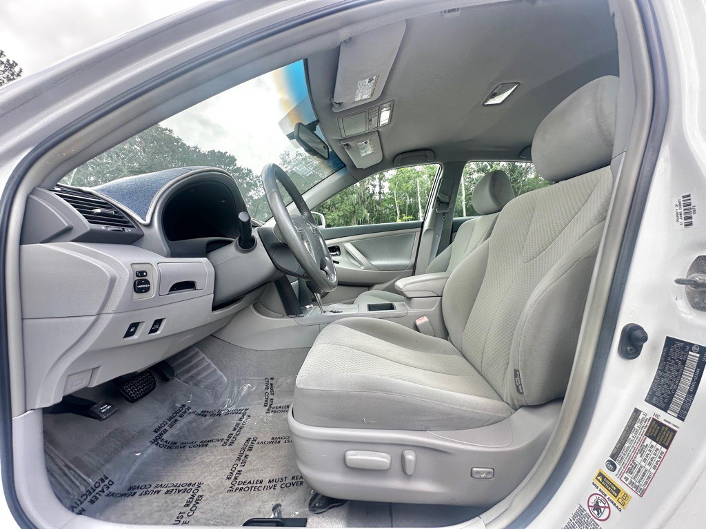 2009 Toyota Camry Image 22