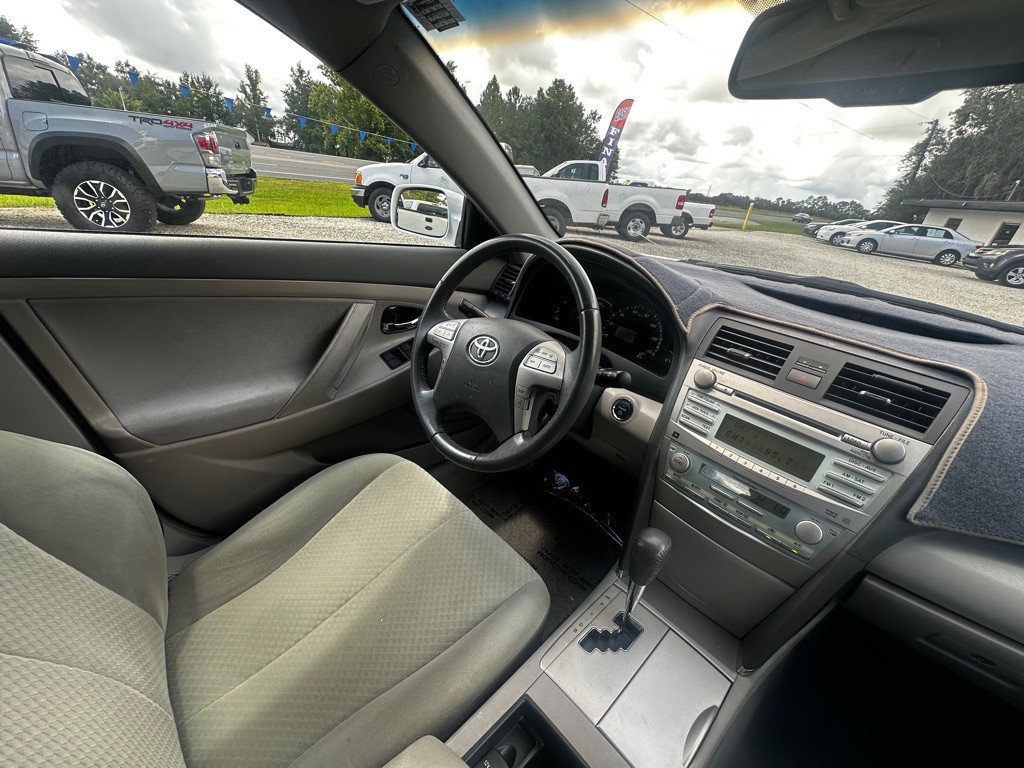 2009 Toyota Camry Image 38