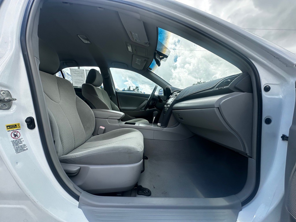 2009 Toyota Camry Image 40