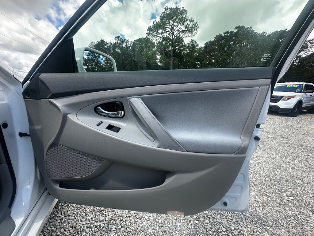 2009 Toyota Camry Image 44