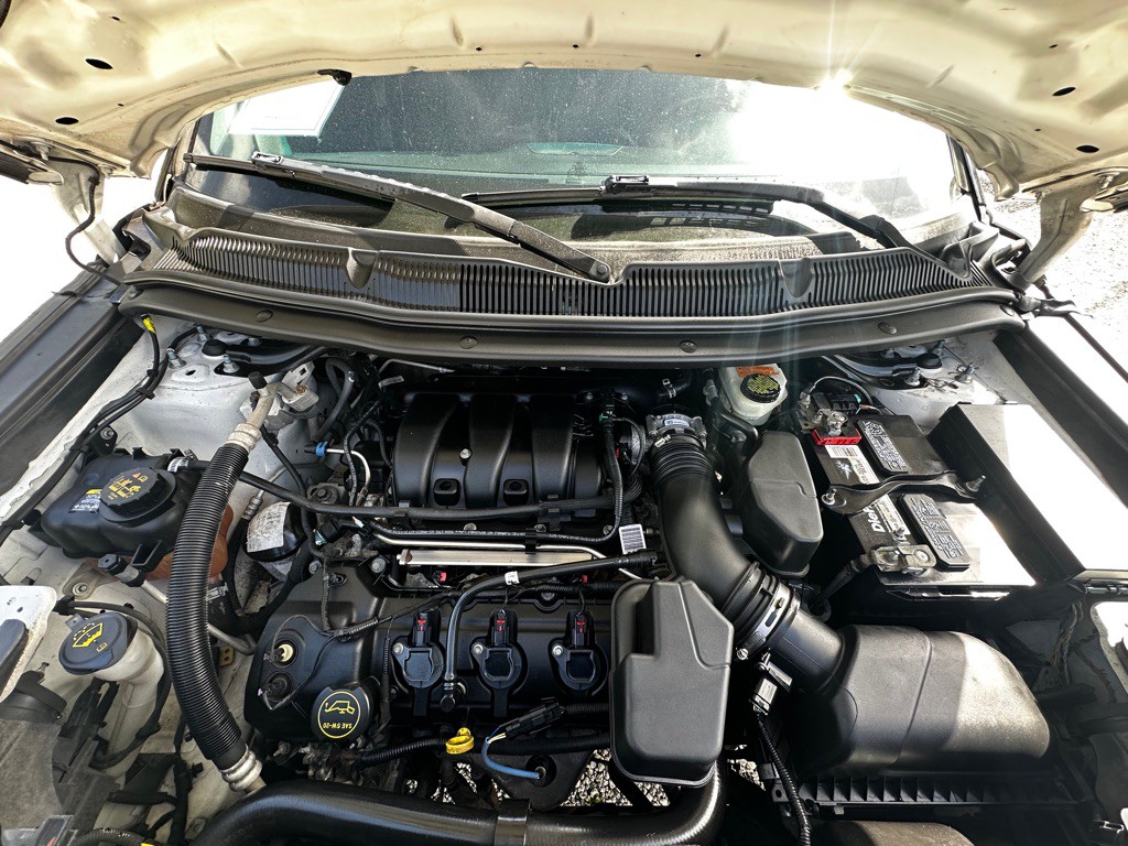 2015 Ford Explorer Image 35