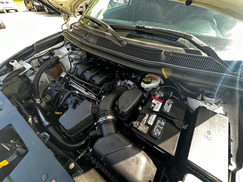2015 Ford Explorer Image 37