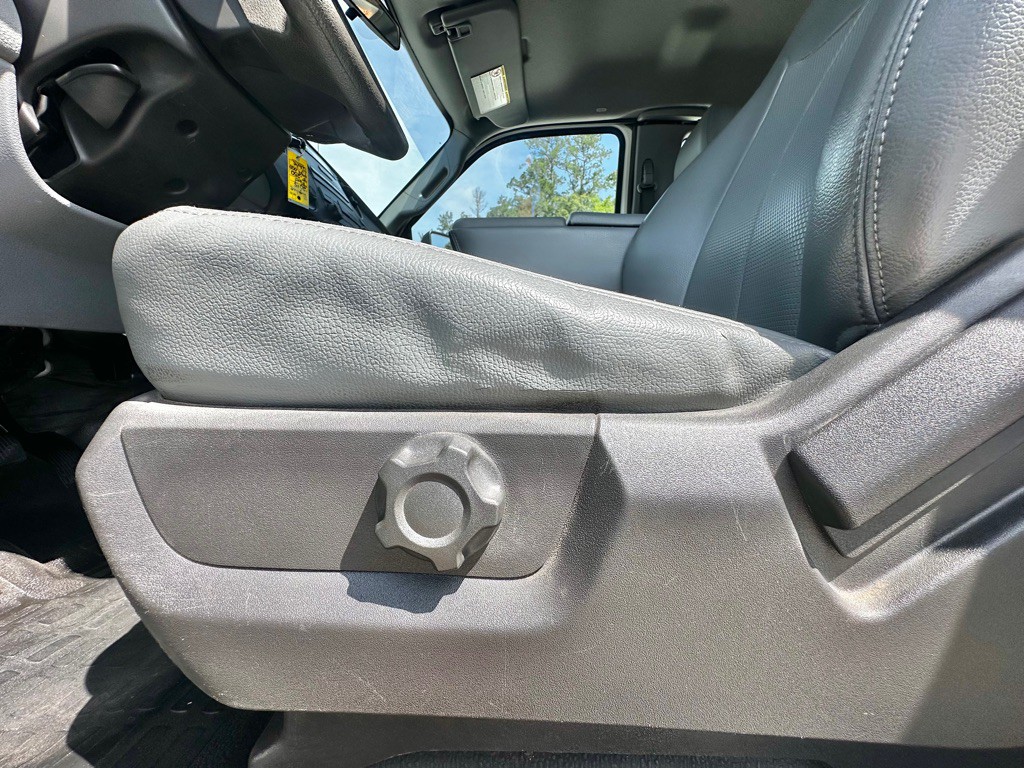 2015 Ford F-250 Image 31