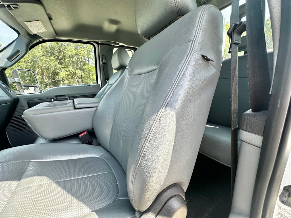 2015 Ford F-250 Image 34