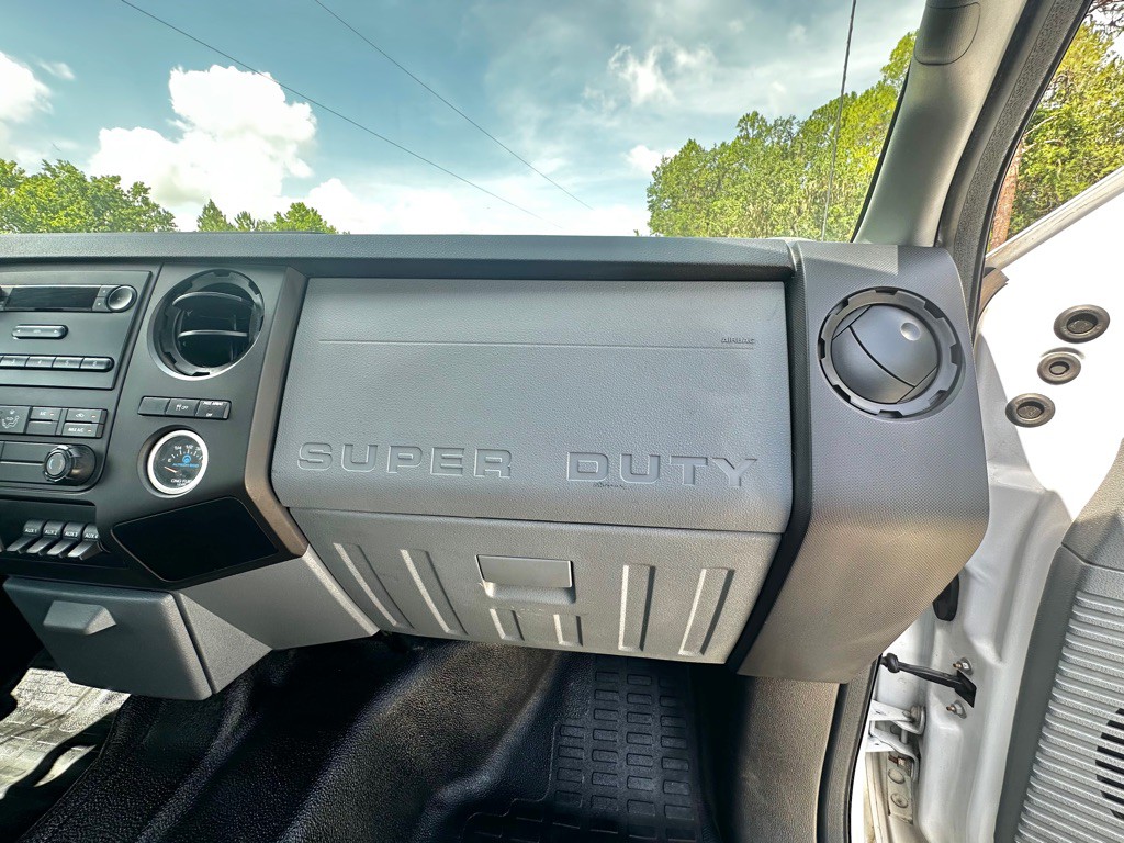 2015 Ford F-250 Image 55