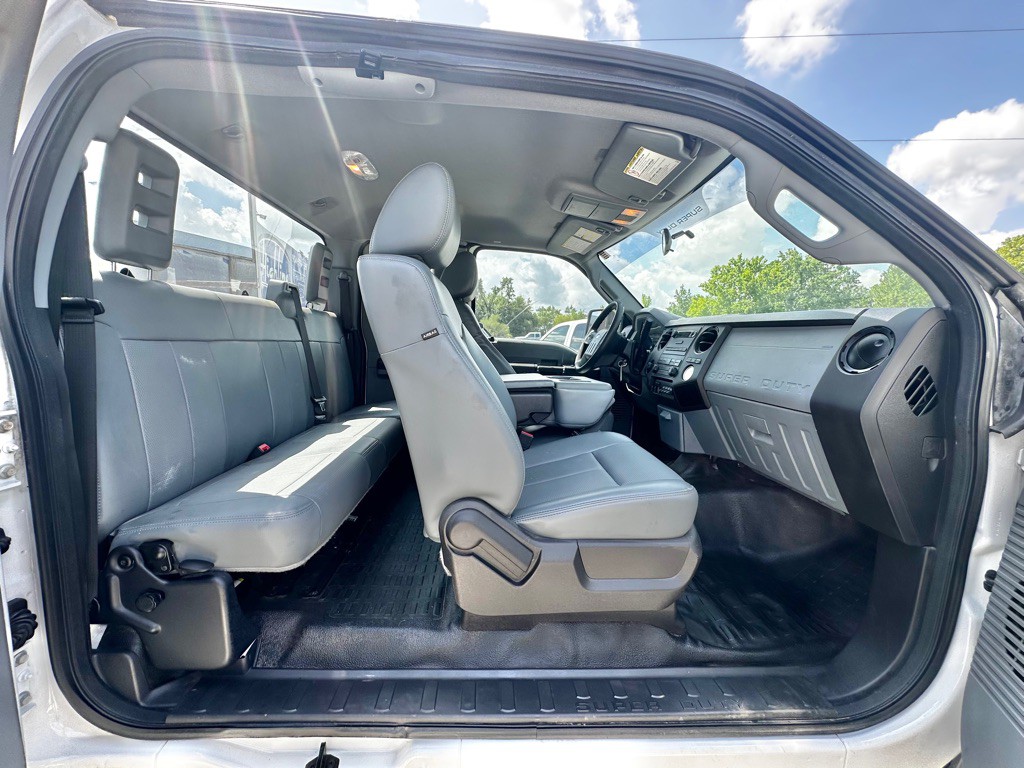 2015 Ford F-250 Image 57