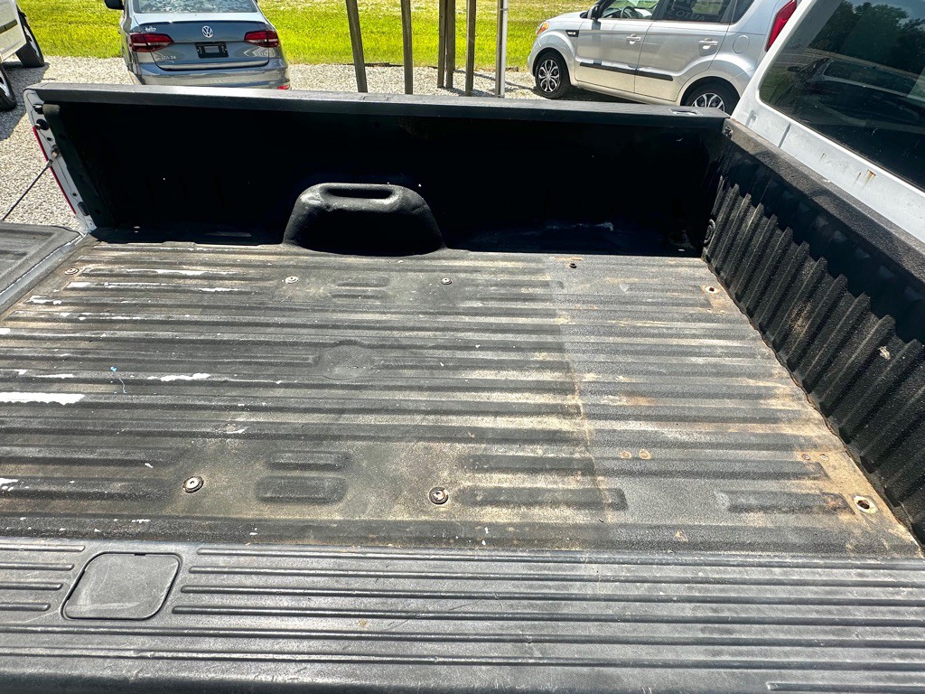 2015 Ford F-250 Image 18